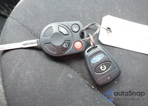 2016 Ford Focus Se из США, поврежденный, VIN 1FADP3F24GL276316